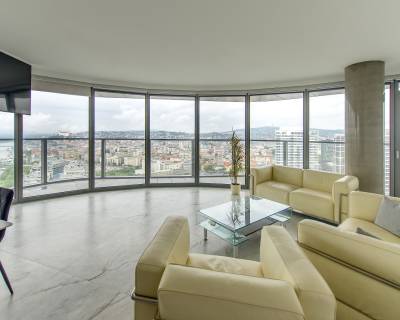 Výnimočný, luxusný 3i byt 93m2 s neskutočným výhľadom, EUROVEA TOWER